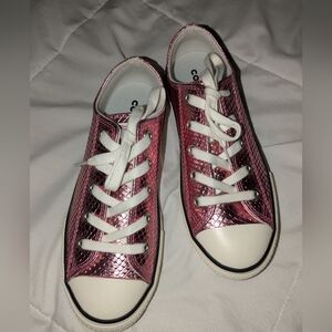 NEW Converse Plum Chalk size 1.5 comes with box